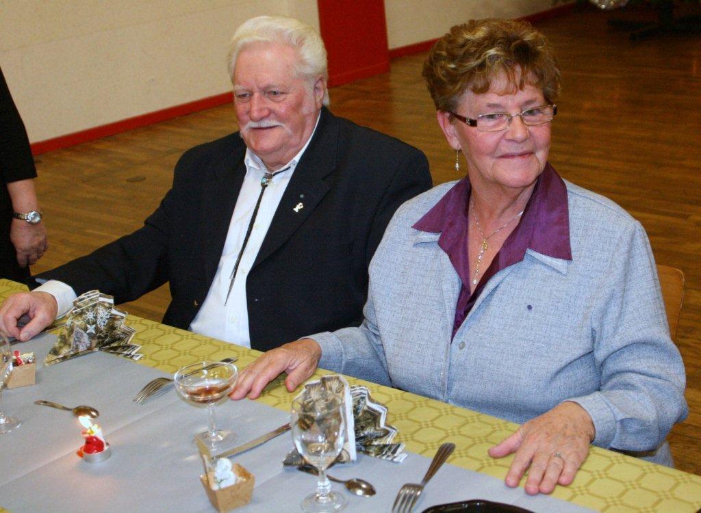 Mr & Mme SCHOENIG, présidente de l'amicale des gymnastes, le 11/12/2011