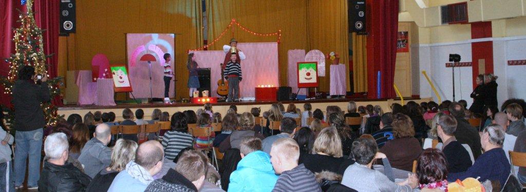 Noël des enfants avec le clown MELASSE à la SGL, le 16/12/2012