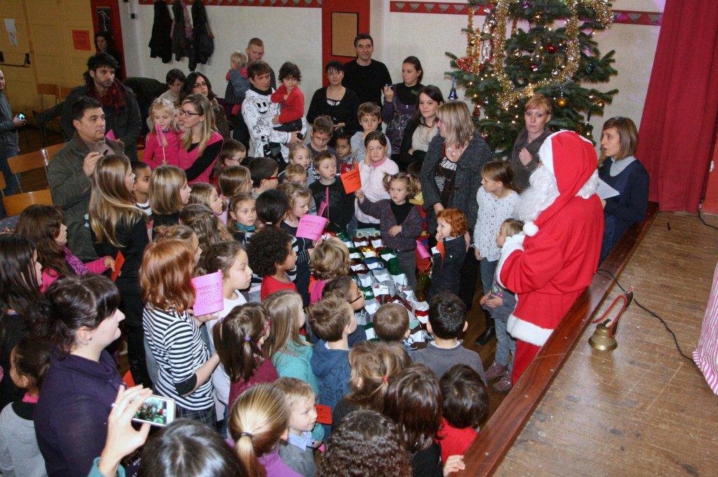 Noël des enfants avec le Père Noël à la SGL, le 16/12/2012